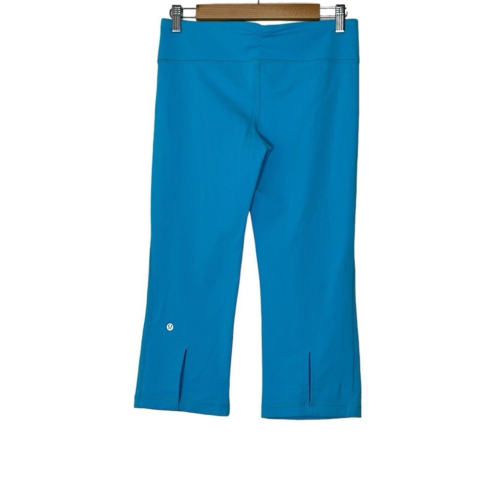Lululemon Leggings Women's 8 Gather & Crow Crop Capri Beaming Blue Gym‎ Yoga